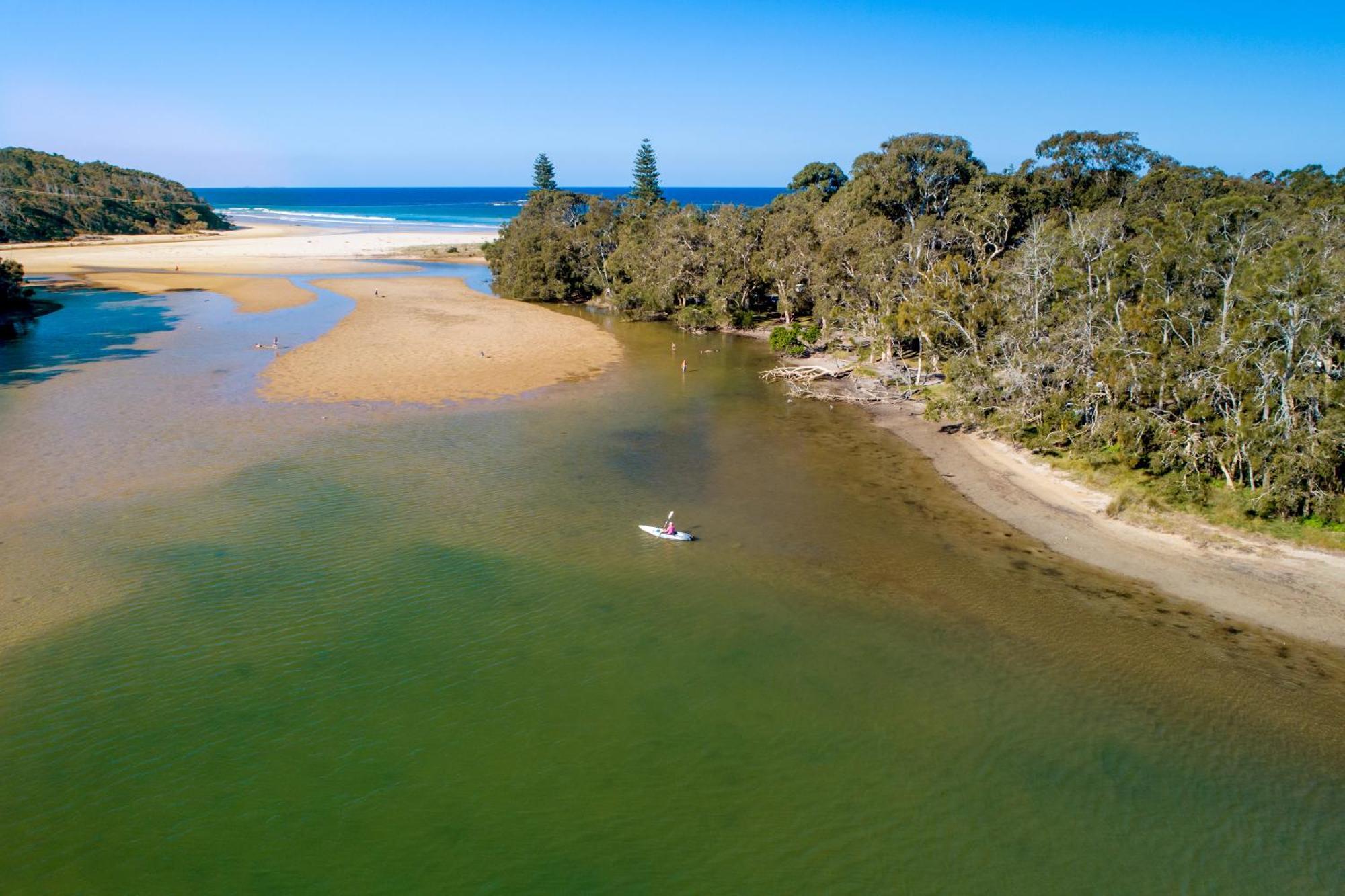 Hotel Woolgoolga Lakeside Holiday Park Exterior foto